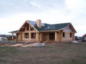 Dry-in of Log Home