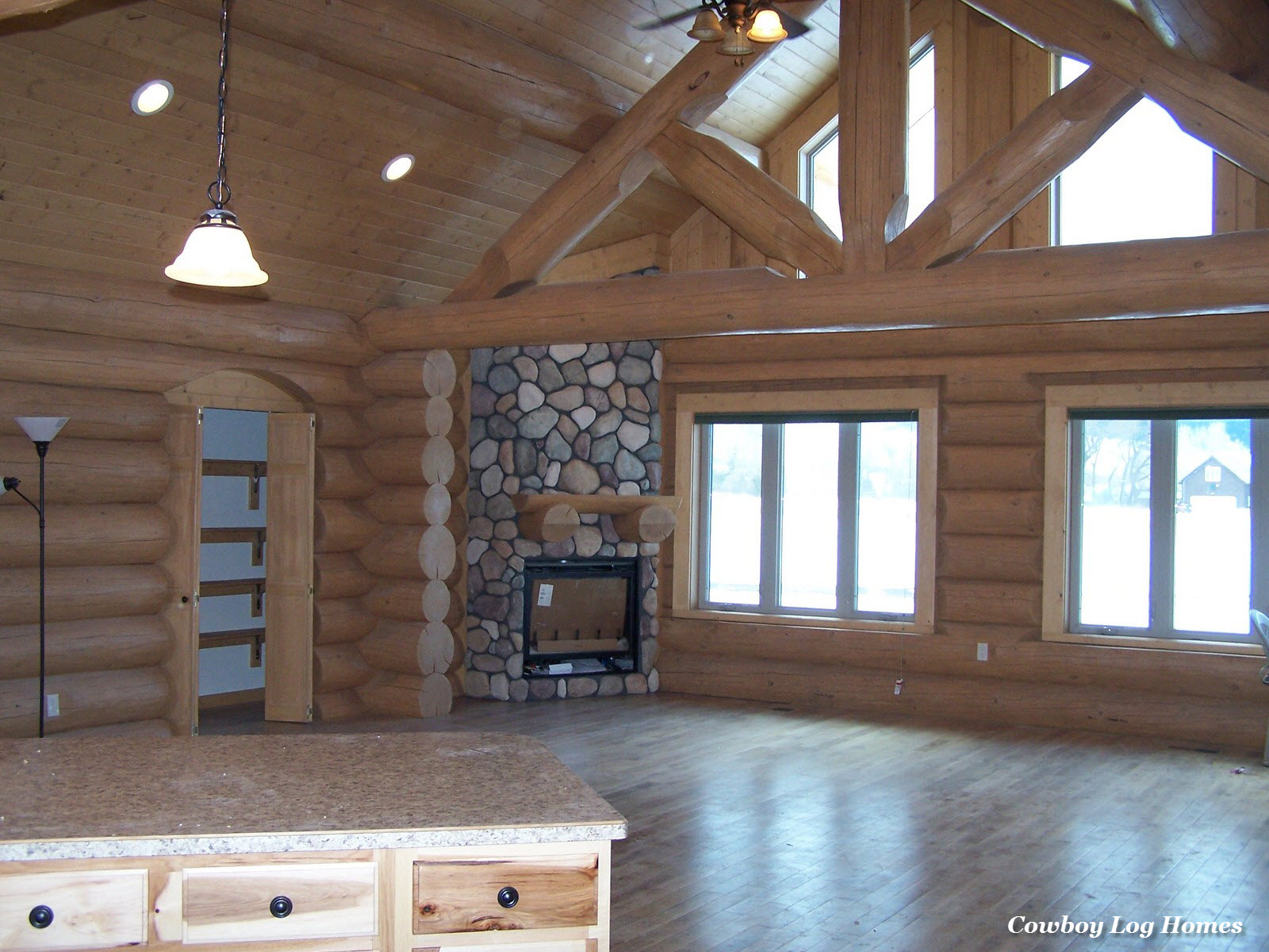 Log Home Interior Completed Cowboy Log Homes