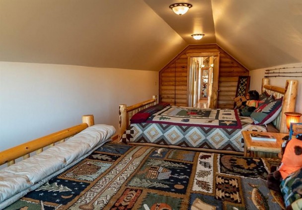 Bonus Room Over Log Garage