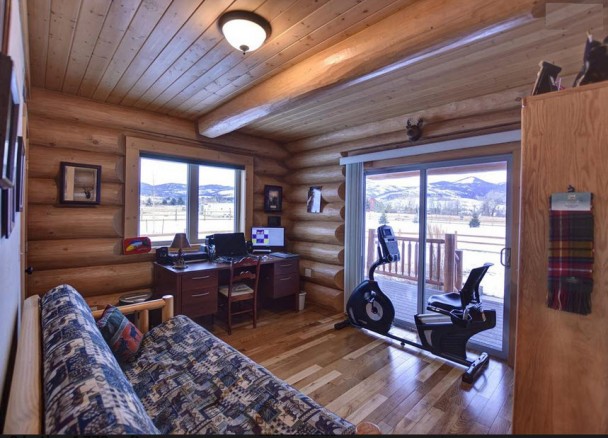 Home Office in Log Homes